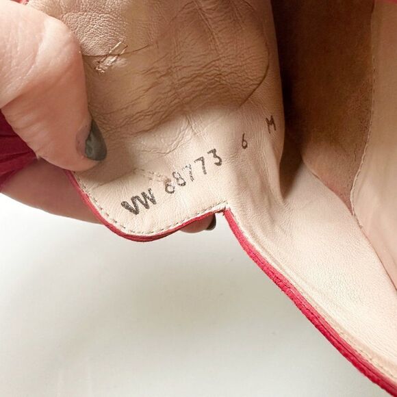 Stuart Weitzman Slidealong Tassel Pointed Toe Mule in Red Suede Women's 6 - Picture 9 of 9